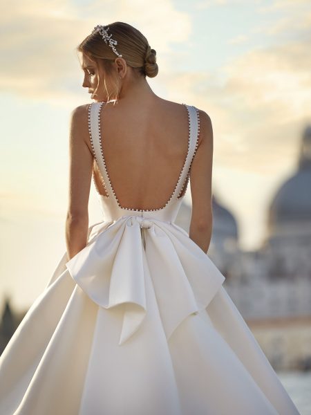 LAURETTA - Image 5